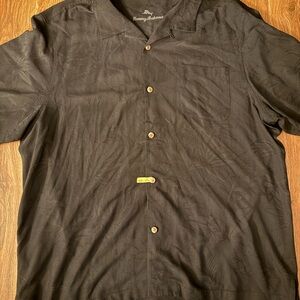 Tommy Bahama Black silk hawaiian Shirt (Tone-on-Tone Floral) - men’s xxl